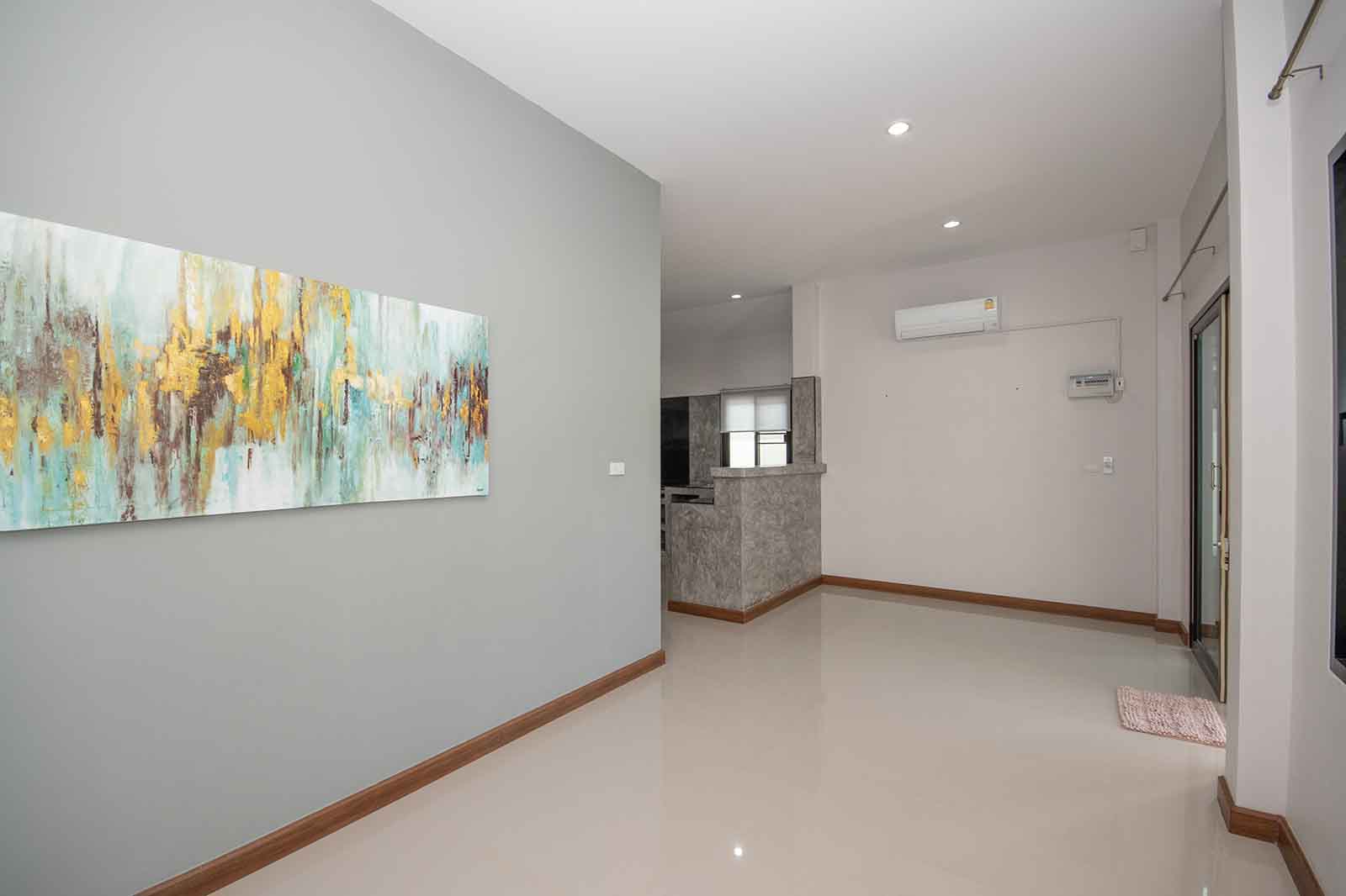 As new, Two-Bedroom Home in a Covenient Location As new, Two-Bedroom Home in a Covenient Location